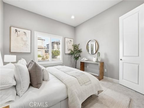 17491 Oakbluffs Lane , Huntington Beach, CA