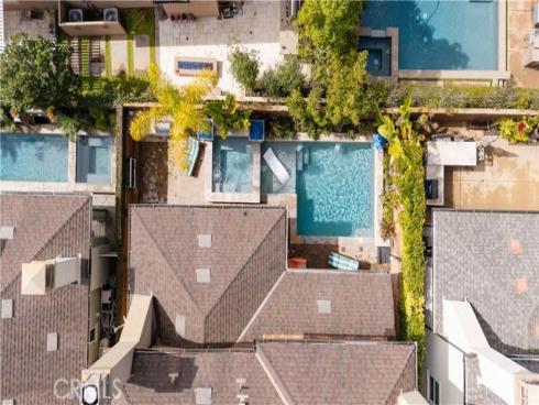 17491 Oakbluffs Lane , Huntington Beach, CA