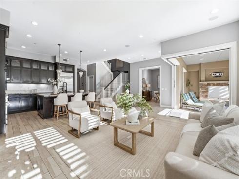 17491 Oakbluffs Lane , Huntington Beach, CA