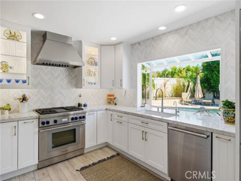 16642 Melville Circle, Huntington Beach, CA