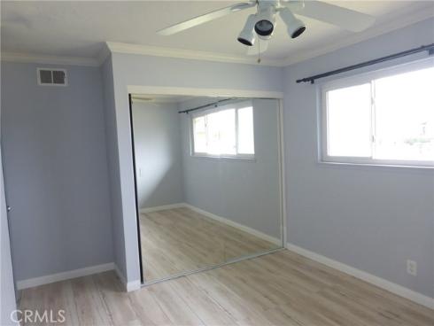 8881 Albatross Dr , Huntington Beach, CA