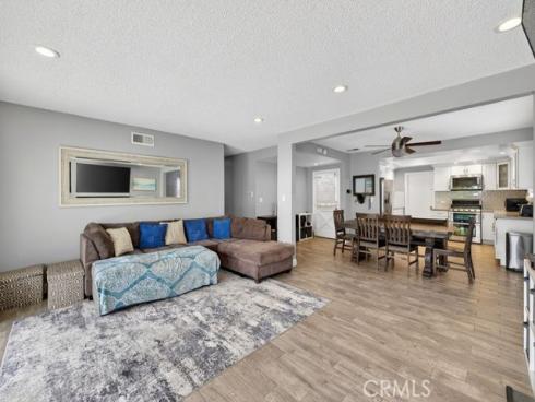 6082 Medford , Huntington Beach, CA