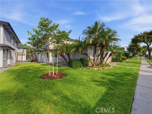 16713  Viewpoint  138B  Lane, Huntington Beach, CA