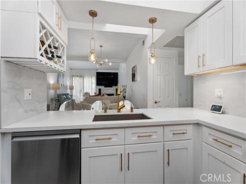 17172  Abalone  211 , Huntington Beach, CA