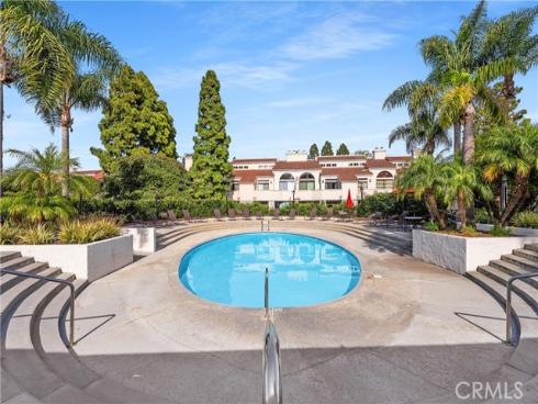 17172  Abalone  211 , Huntington Beach, CA