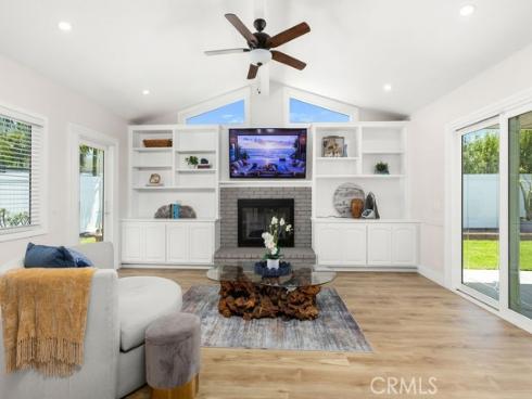 20082 Mayport Lane, Huntington Beach, CA