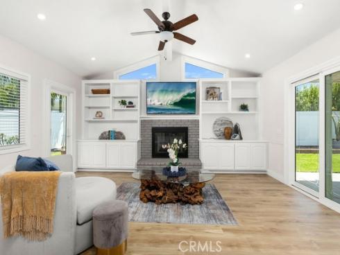 20082 Mayport Lane, Huntington Beach, CA
