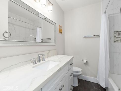 20082 Mayport Lane, Huntington Beach, CA