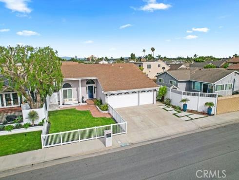 20082 Mayport Lane, Huntington Beach, CA