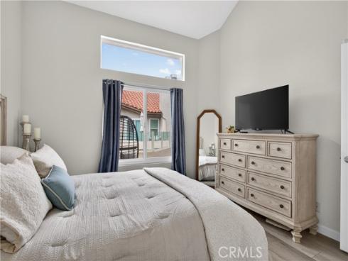 1400 Pacific Coast 305 , Huntington Beach, CA
