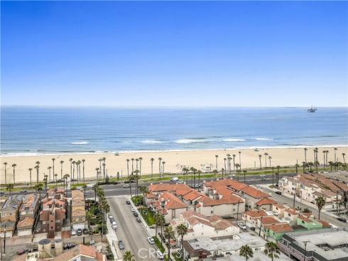 1400 Pacific Coast 305 , Huntington Beach, CA