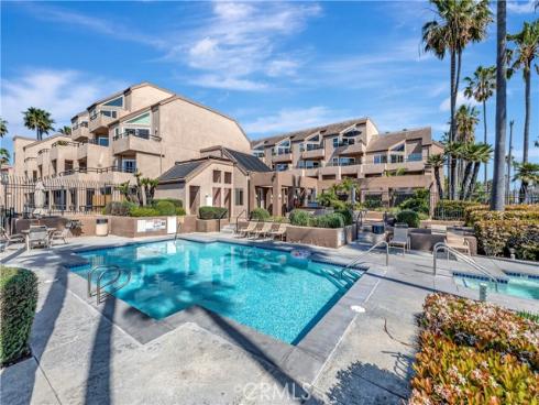 1200 Pacific Coast 426 , Huntington Beach, CA