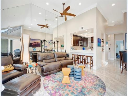 1200 Pacific Coast 426 , Huntington Beach, CA