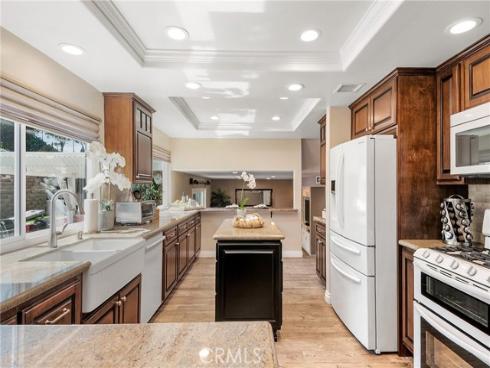 16541 Charleyville , Huntington Beach, CA