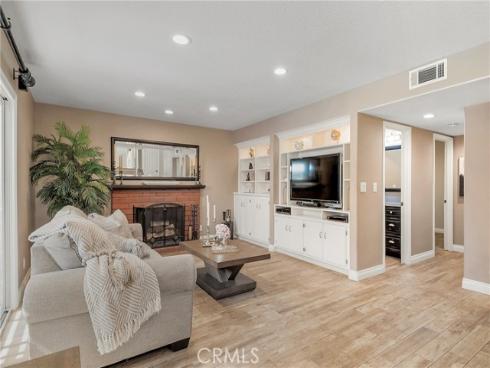 16541 Charleyville , Huntington Beach, CA