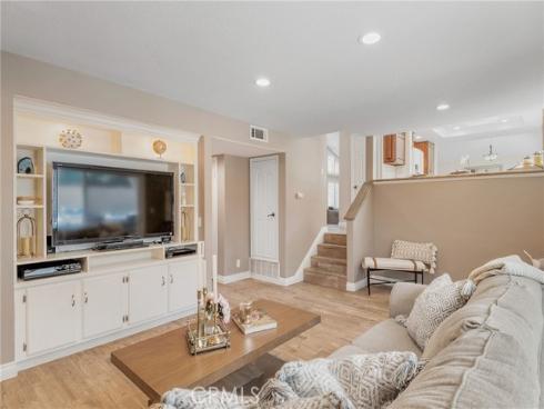 16541 Charleyville , Huntington Beach, CA