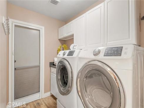 16541 Charleyville , Huntington Beach, CA