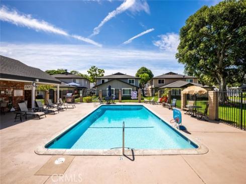 7837 Arbor 96D Circle, Huntington Beach, CA