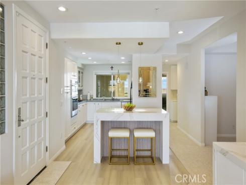 4165 Warner 202 Avenue, Huntington Beach, CA