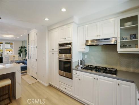 4165 Warner 202 Avenue, Huntington Beach, CA