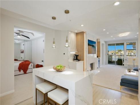 4165 Warner 202 Avenue, Huntington Beach, CA