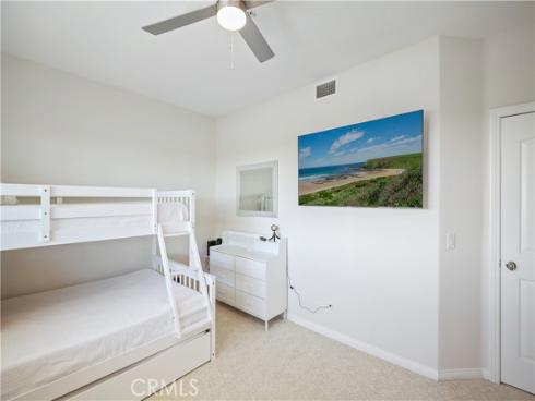 4165 Warner 202 Avenue, Huntington Beach, CA