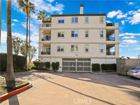 4165 Warner 202 Avenue, Huntington Beach, CA