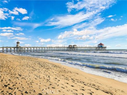 4165 Warner 202 Avenue, Huntington Beach, CA