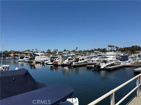 4165 Warner 202 Avenue, Huntington Beach, CA