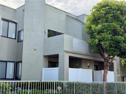 17661 Sergio CI103 Circle, Huntington Beach, CA