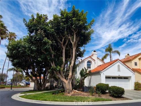 3161 Portofino , Huntington Beach, CA