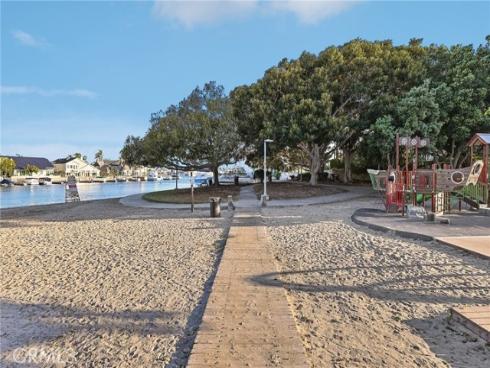 3161 Portofino , Huntington Beach, CA
