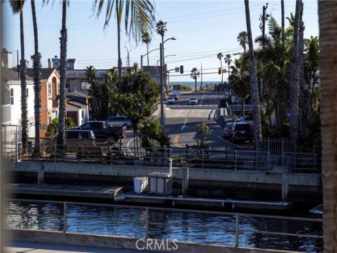 3242 Falkland , Huntington Beach, CA
