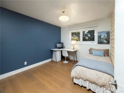 3242 Falkland , Huntington Beach, CA