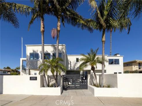 3242 Falkland , Huntington Beach, CA
