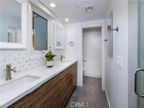 3242 Falkland , Huntington Beach, CA