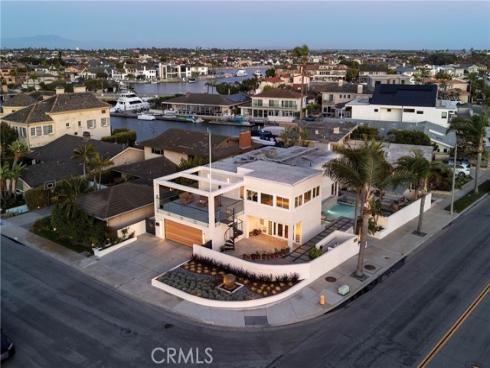 3242  Falkland  , Huntington Beach, CA