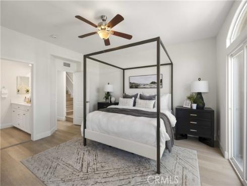 526 12th St , Huntington Beach, CA