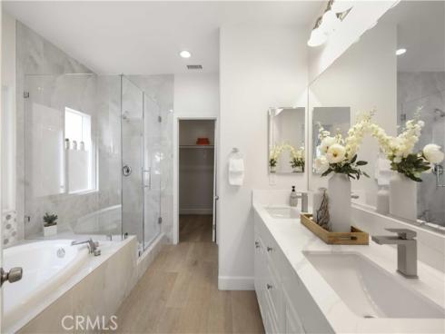 526 12th St , Huntington Beach, CA
