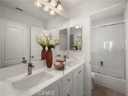 526 12th St , Huntington Beach, CA