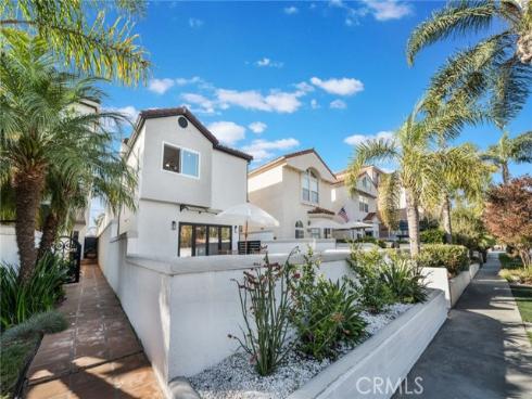 511 9th , Huntington Beach, CA