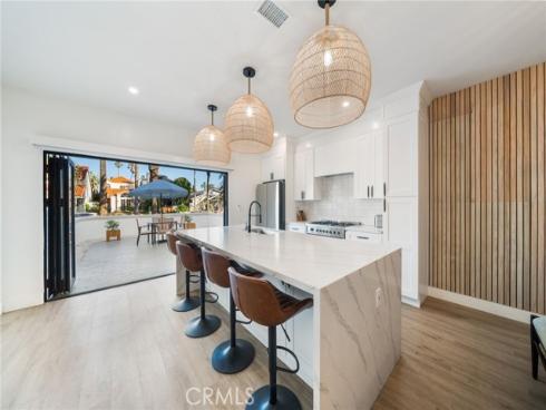 511 9th , Huntington Beach, CA