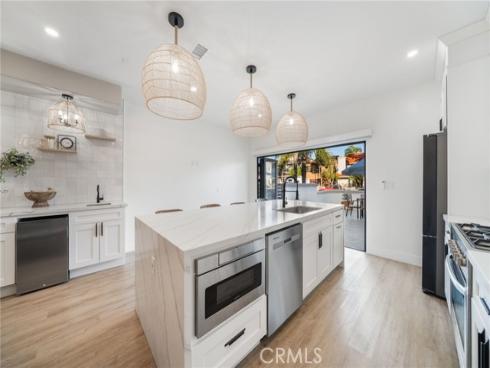 511 9th , Huntington Beach, CA