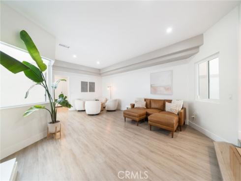 511 9th , Huntington Beach, CA