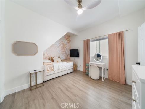 511 9th , Huntington Beach, CA
