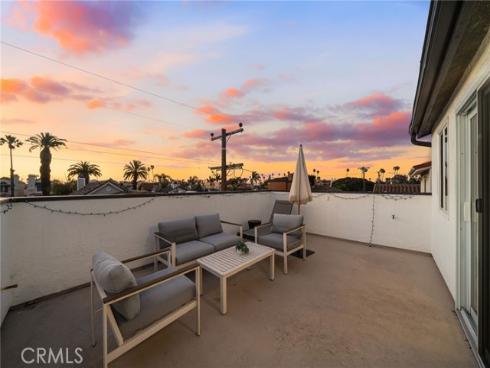 511 9th , Huntington Beach, CA