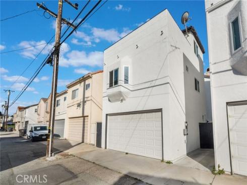 511 9th , Huntington Beach, CA