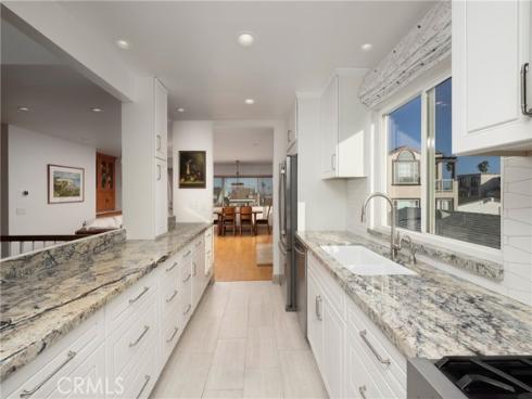 17081 5th Street, Huntington Beach, CA