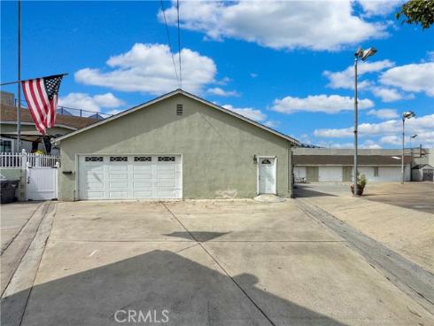 7736 Sugar Drive, Huntington Beach, CA