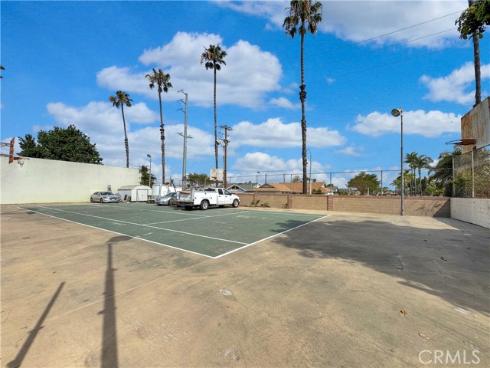 7736 Sugar Drive, Huntington Beach, CA